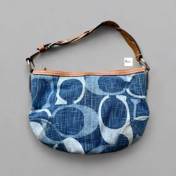 Coach Blue Denim Jumbo Signature Hobo Shoulder Bag F12190 - Picture 2 of 8